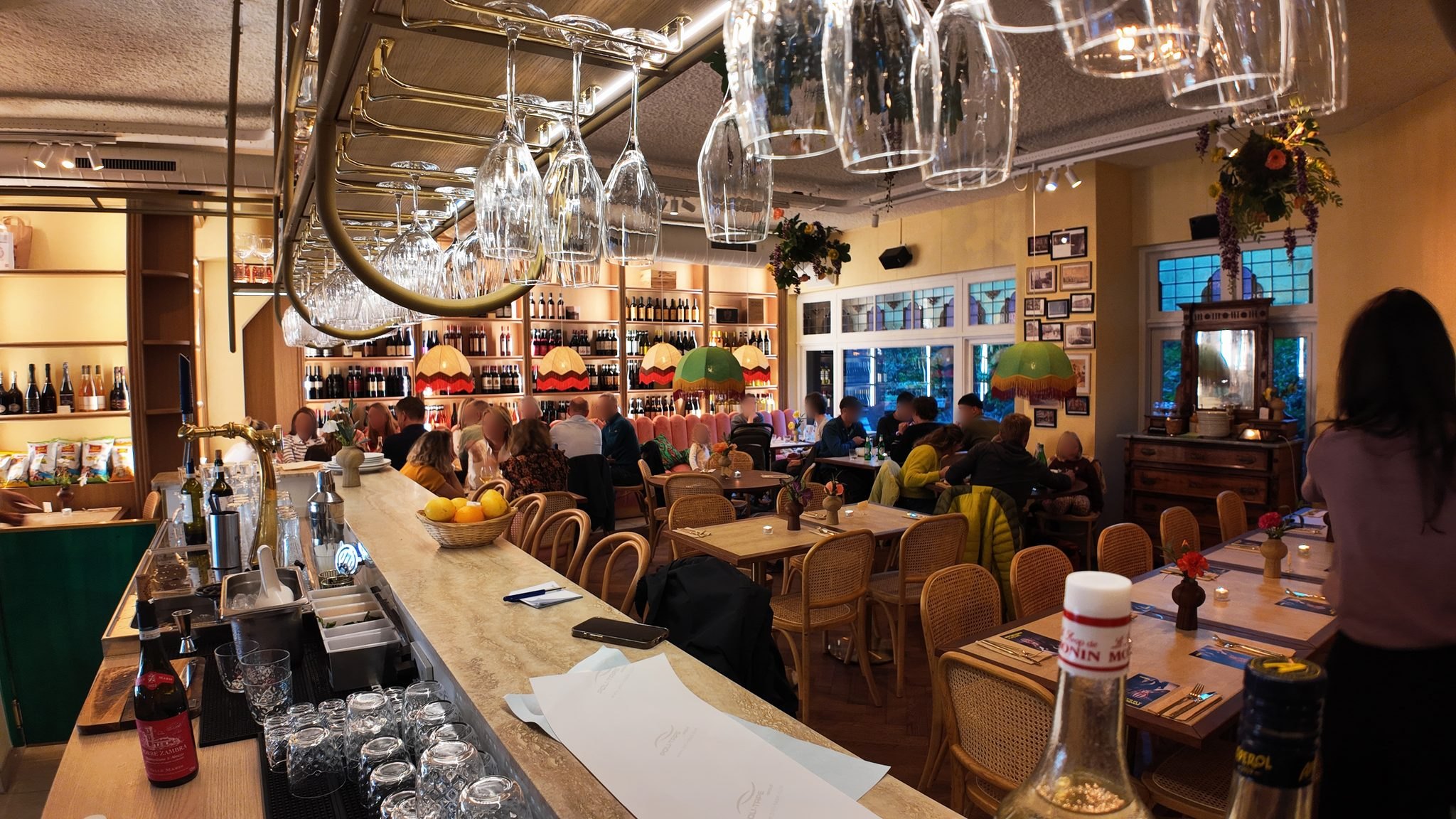 Een volle avond aan de bar van Il Fico